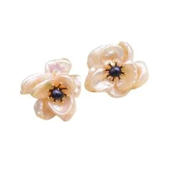 Retro Flower Pearl Plating Inlay Pearl Ear Studs 1 Pair -Cheap Jewelry Store 1608723737643978752