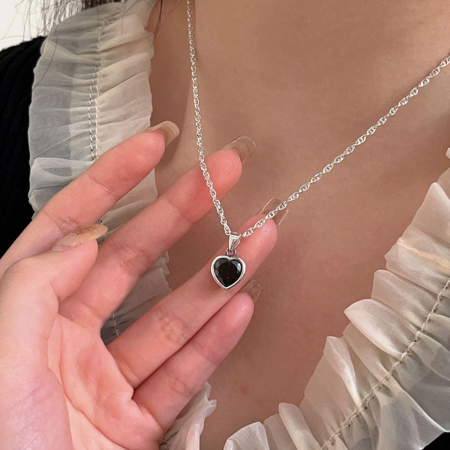 Sweet Heart Shape Sterling Silver Inlay Zircon Pendant Necklace 7 Sweet Heart Shape Sterling Silver Inlay Zircon Pendant Necklace - Image 5