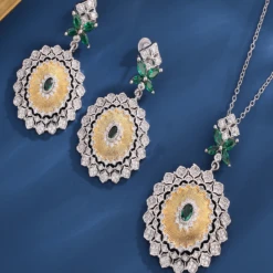 1 Set Fashion Circle Copper Plating Inlay Artificial Gemstones Zircon 18K Gold Plated Silver Plated Women'S Jewelry Set