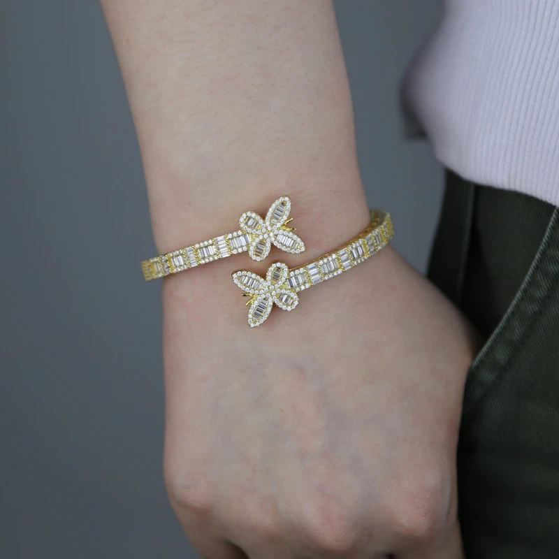 Hip-Hop Butterfly Copper Plating Inlay Zircon Bangle 4 Hip-Hop Butterfly Copper Plating Inlay Zircon Bangle - Image 2