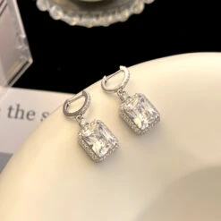 1 Pair Luxurious Square Sterling Silver Inlay Zircon Drop Earrings 11 1 Pair Luxurious Square Sterling Silver Inlay Zircon Drop Earrings -Cheap Jewelry Store 1651789870122799104 1