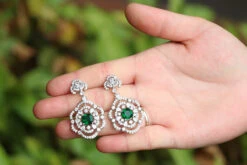 1 Pair Glam Flower Copper Plating Inlay Artificial Gemstones Drop Earrings -Cheap Jewelry Store 1654401546051522560