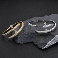 Hip-Hop Geometric Copper Plating Inlay Zircon Gold Plated Bangle 11 Hip-Hop Geometric Copper Plating Inlay Zircon Gold Plated Bangle -Cheap Jewelry Store 1655410392920363008 1