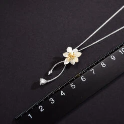 Wholesale Elegant Sweet Flower Sterling Silver Plating Pendant Necklace -Cheap Jewelry Store 1655525986780975104
