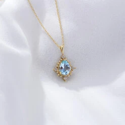 Wholesale Elegant Simple Style Water Droplets Sterling Silver Inlay Artificial Gemstones Zircon Pendant Necklace -Cheap Jewelry Store 1659770441407008768 1