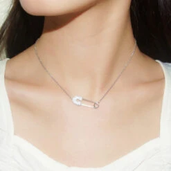 Casual Paper Clip Sterling Silver Inlay Artificial Gemstones Pendant Necklace -Cheap Jewelry Store 1661577606715281408