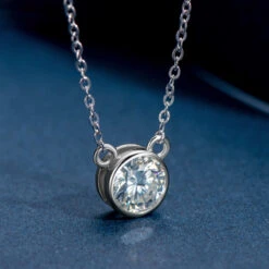 Simple Style Round Sterling Silver Moissanite Pendant Necklace In Bulk -Cheap Jewelry Store 1661584560242167808