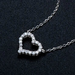 Modern Style Heart Shape Sterling Silver Moissanite Pendant Necklace In Bulk -Cheap Jewelry Store 1661584917647200256