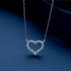 Modern Style Heart Shape Sterling Silver Moissanite Pendant Necklace In Bulk