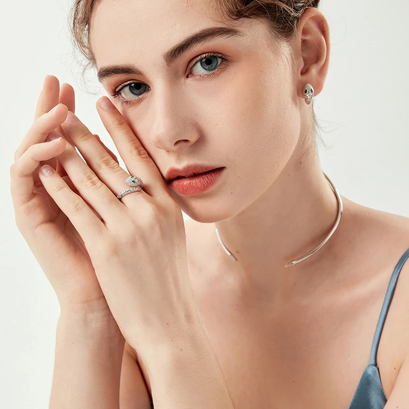 1 Pair Elegant Luxurious Snake Inlay Sterling Silver Zircon White Gold Plated Earrings 4 1 Pair Elegant Luxurious Snake Inlay Sterling Silver Zircon White Gold Plated Earrings - Image 2