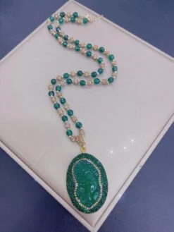 Natural Chalcedony Necklace French Fashion Niche Personality Natural Stone Inlaid Czech Diamond Sweater Chain -Cheap Jewelry Store 1669239442361159680