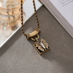 Retro Butterfly Copper Inlay Rhinestones Pendant Necklace -Cheap Jewelry Store 1675759690925084672