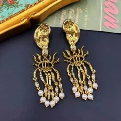 1 Pair Retro French Style Cartoon Character Tassel Eye Inlay Imitation Pearl Alloy Rhinestones Drop Earrings -Cheap Jewelry Store 1681845377722093568